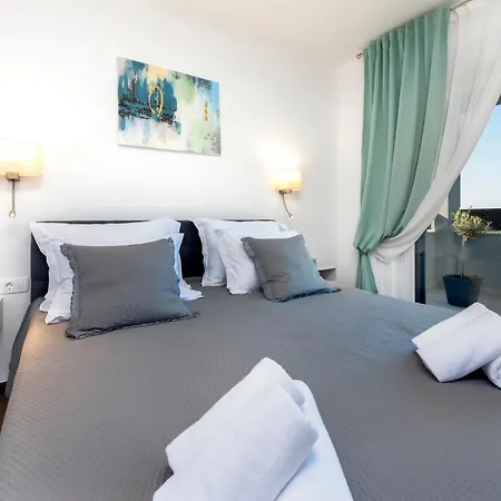 Grand Cocaletto 2 * רוביני